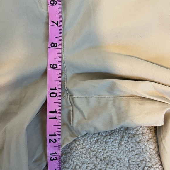 Talbots Women’s Beige Chino Pants Size 12P - Picture 10 of 12
